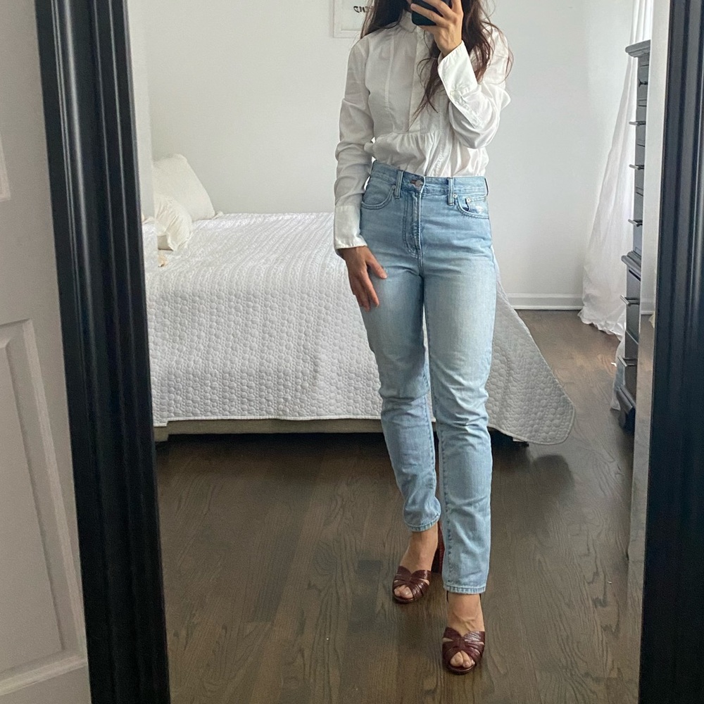 Madewell high waisted “the perfect vintage jean”, size 25, light wash, straight